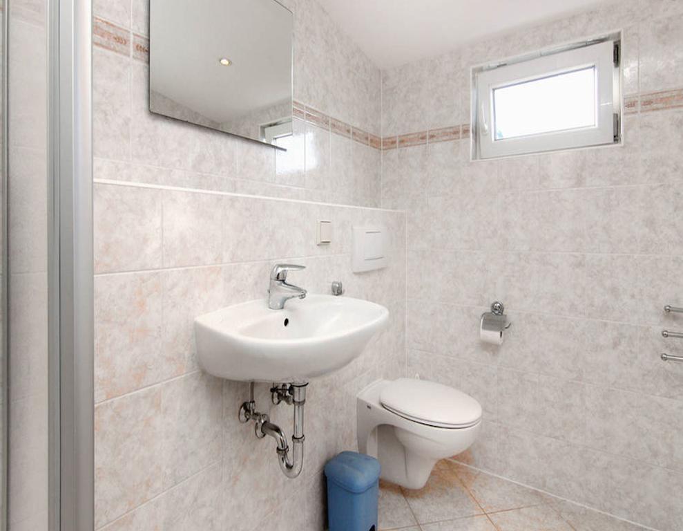 Apartment Aida Trogir Oda fotoğraf